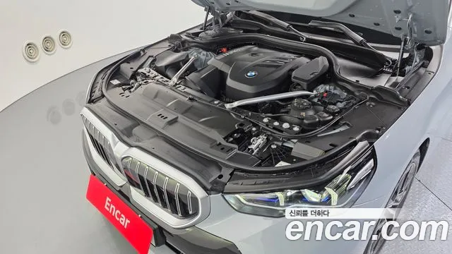 BMW 5 Series G60 — Фото автомобиля 9
