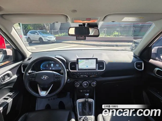 Hyundai Venue — Фото автомобиля 7