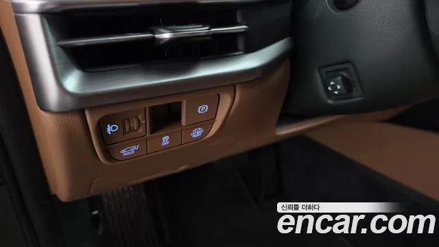 Hyundai Grandeur GN7 — Фото автомобиля 23