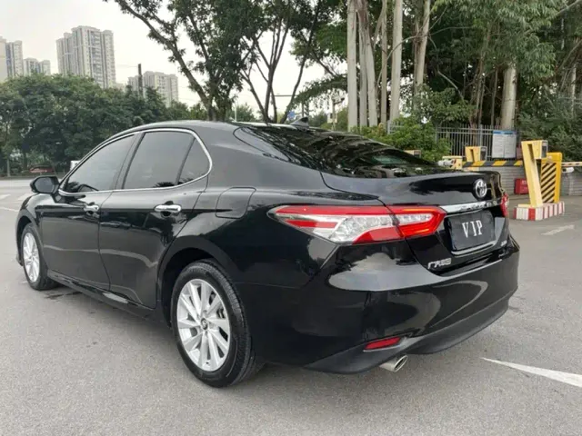 Toyota Camry — Фото автомобиля 20