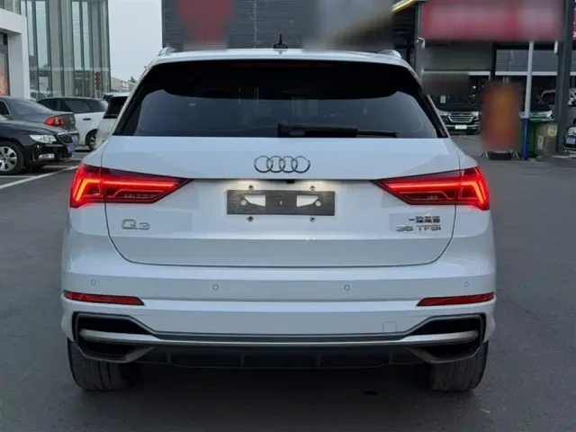 Audi Q3 — Фото автомобиля 8