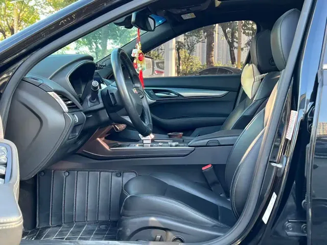 Cadillac CT5 — Фото автомобиля 7