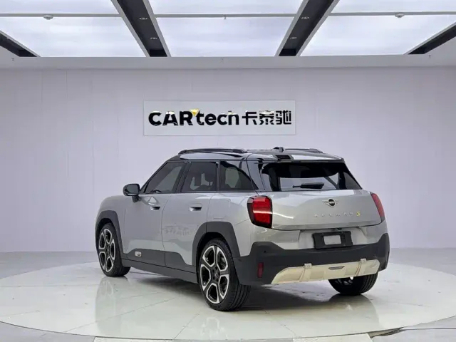 MINI Electric MINI ACEMAN — Фото автомобиля 3