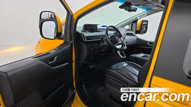 Hyundai Staria — Фото автомобиля 15