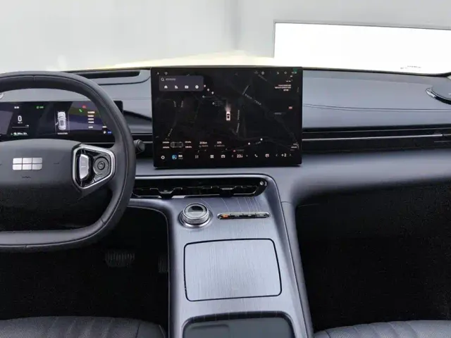 Geely Galaxy E5 — Фото автомобиля 13