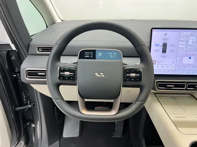 Li Auto MEGA — Фото автомобиля 17