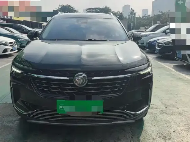 Buick Envision Plus — Фото автомобиля 2