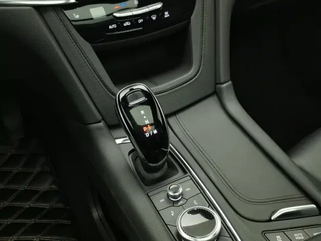 Cadillac XT5 — Фото автомобиля 13