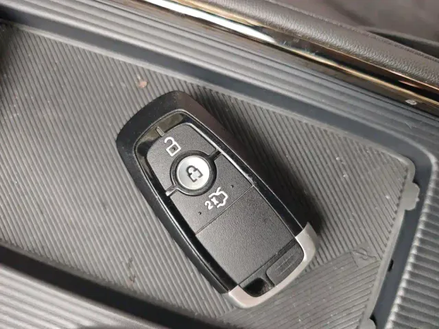 Ford Mondeo — Фото автомобиля 9