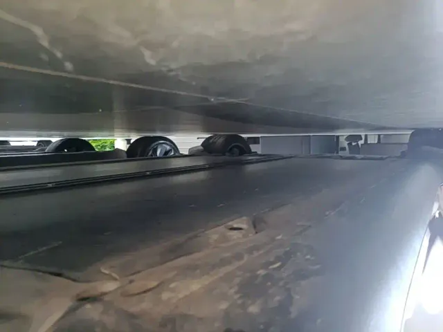 Tesla Model Y — Фото автомобиля 20