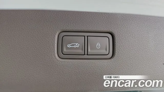 Genesis GV80 — Фото автомобиля 23