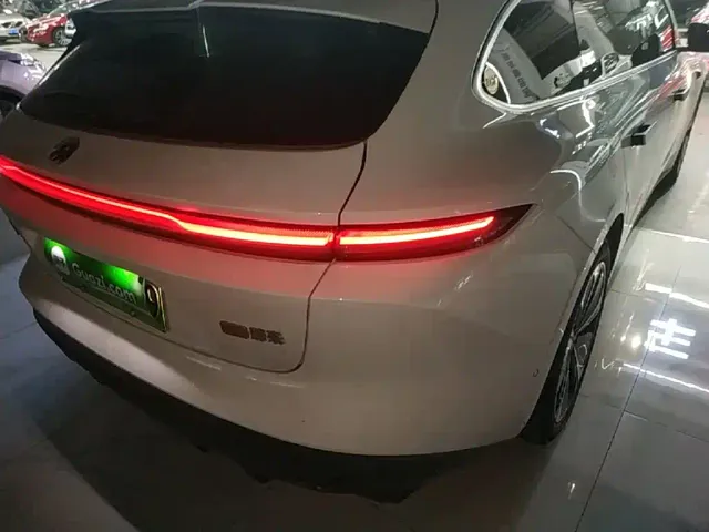 Nio ET5 Touring — Фото автомобиля 7