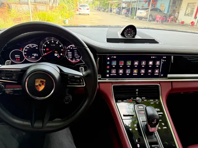 Porsche Panamera — Фото автомобиля 11