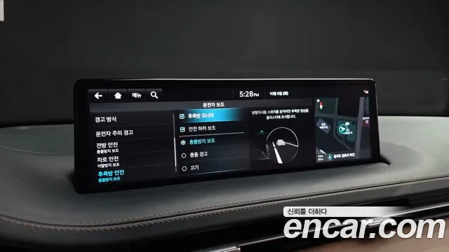 Genesis GV70 — Фото автомобиля 22