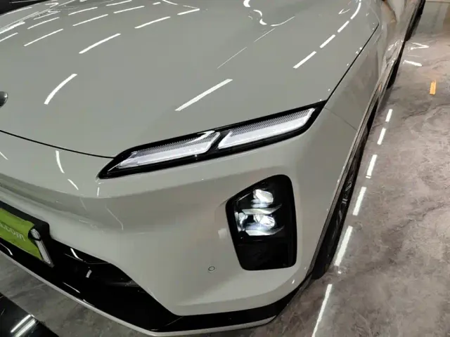 Nio ES6 — Фото автомобиля 23