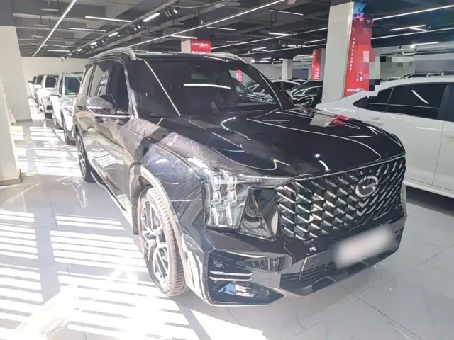 GAC Trumpchi GS8 — Фото автомобиля 3