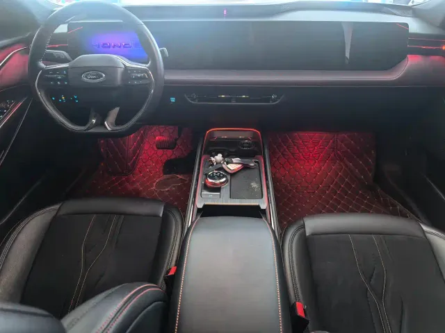Ford Mondeo — Фото автомобиля 6