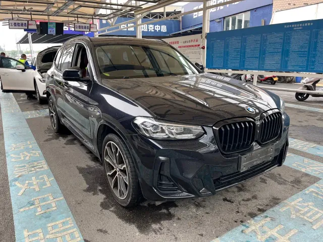 BMW X3 — Фото автомобиля 3
