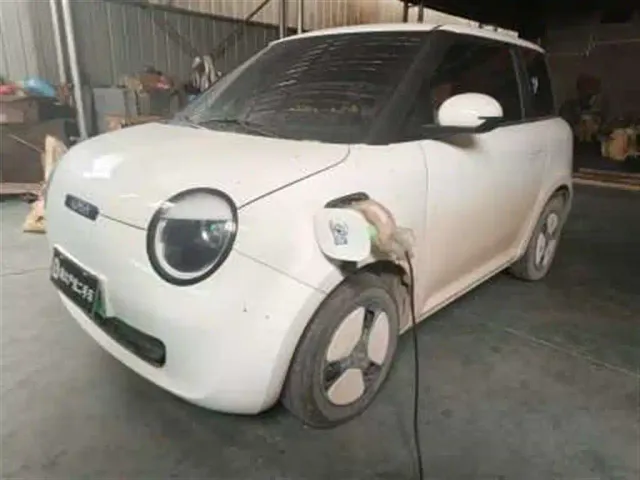 Фотография автомобиля — Changan Lumin