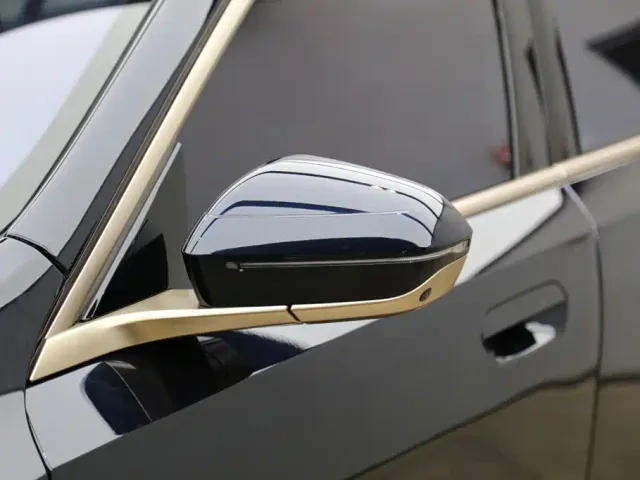 BMW 5 Series — Фото автомобиля 26