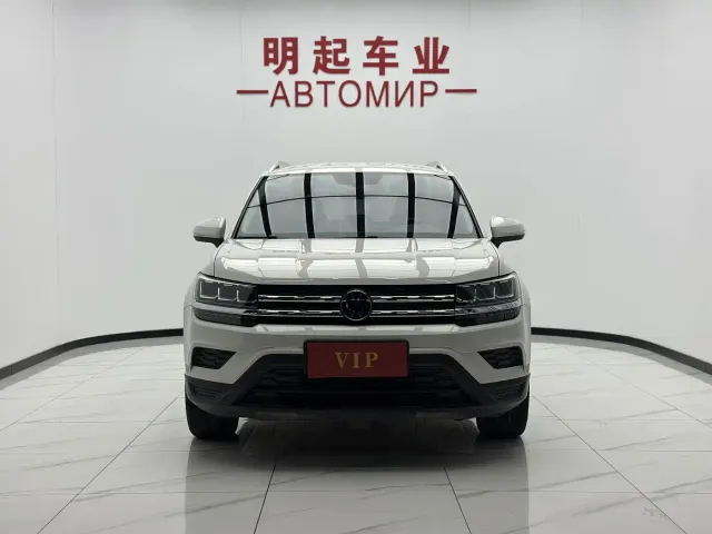 Volkswagen Tharu — Фото автомобиля 3