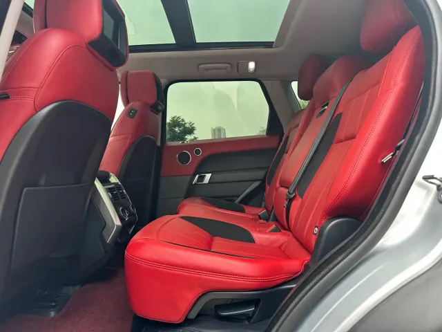 Land Rover Range Rover Sport — Фото автомобиля 21
