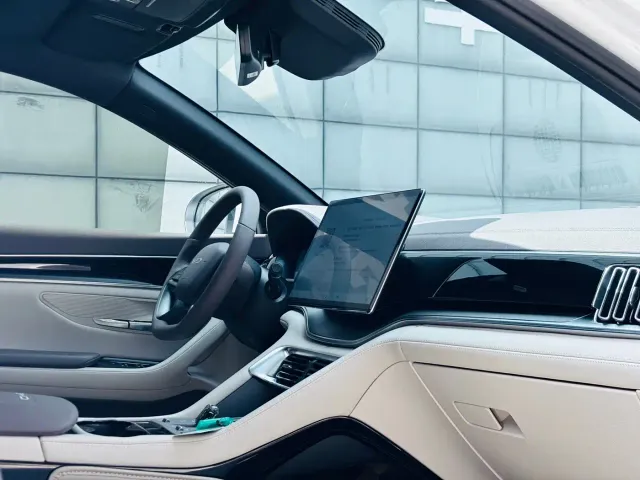 BYD Song PLUS — Фото автомобиля 9