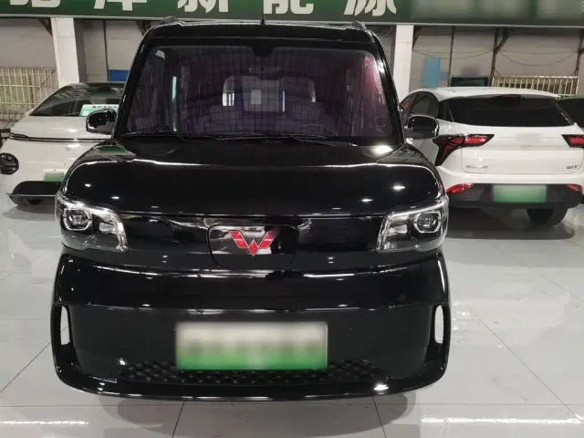 Wuling Zhiguang NEV — Фото автомобиля 13