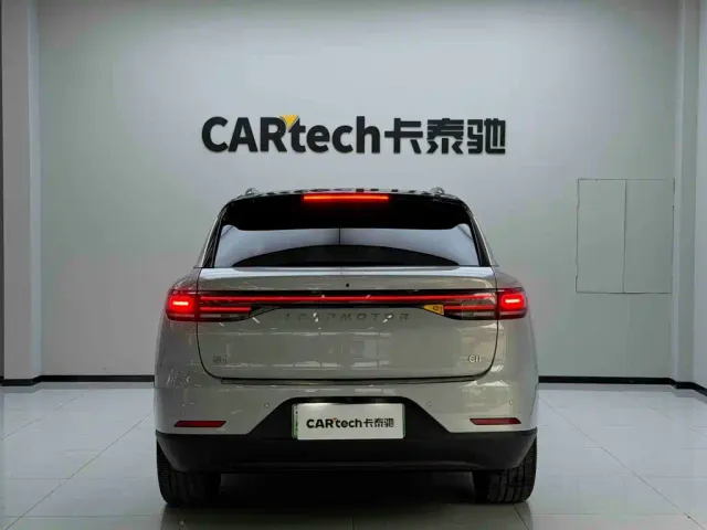 Leapmotor C11 — Фото автомобиля 9