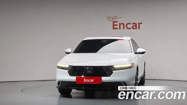 Honda Accord Generation 11 — Фото автомобиля 3