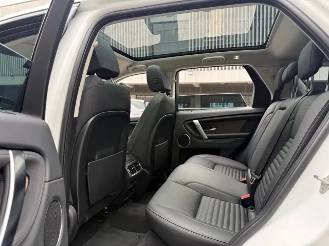 Land Rover Discovery Sport — Фото автомобиля 24
