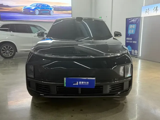 Li Auto Li Xiang L9 2024 Model Ultra — Фото автомобиля 2