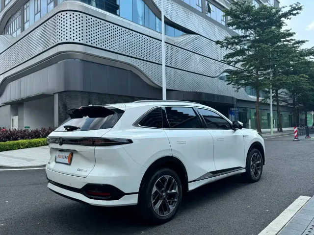 Changan CS75 Plus — Фото автомобиля 6