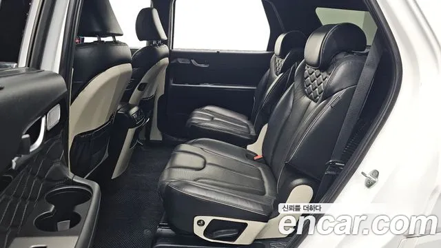 Hyundai Palisade — Фото автомобиля 16