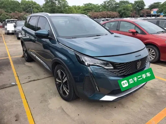 Peugeot 5008 — Фото автомобиля 3