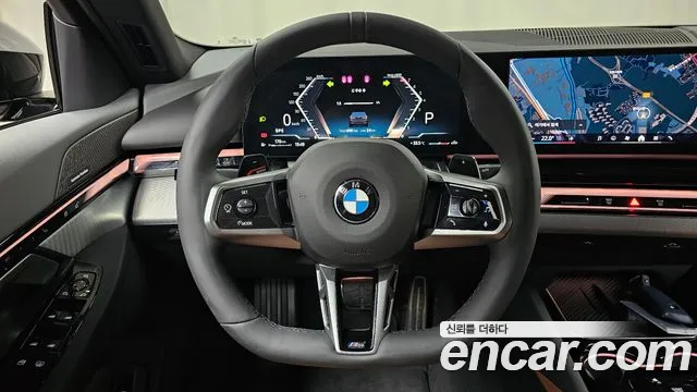 BMW 5-Series 5 серия (G60) 530i xDrive M Sport — Фото автомобиля 29