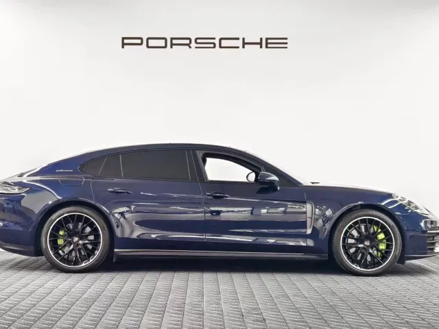 Porsche Panamera — Фото автомобиля 7