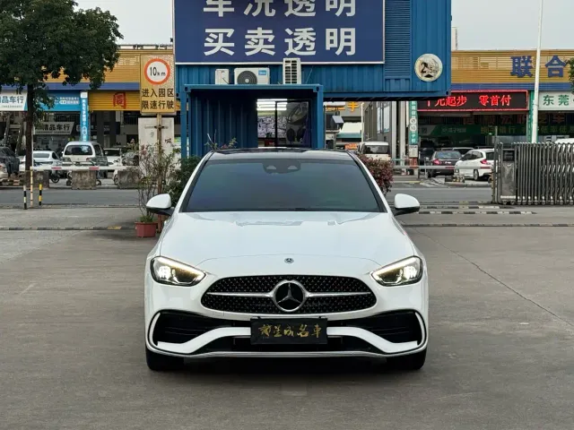 Mercedes-Benz C-Class — Фото автомобиля 2