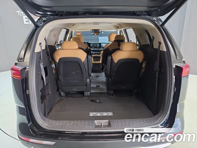 Kia Carnival 4th Gen — Фото автомобиля 27