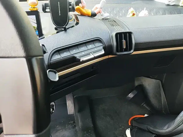 Baojun KiWi EV — Фото автомобиля 12