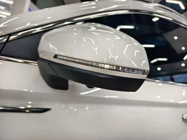 Volkswagen Tharu — Фото автомобиля 16