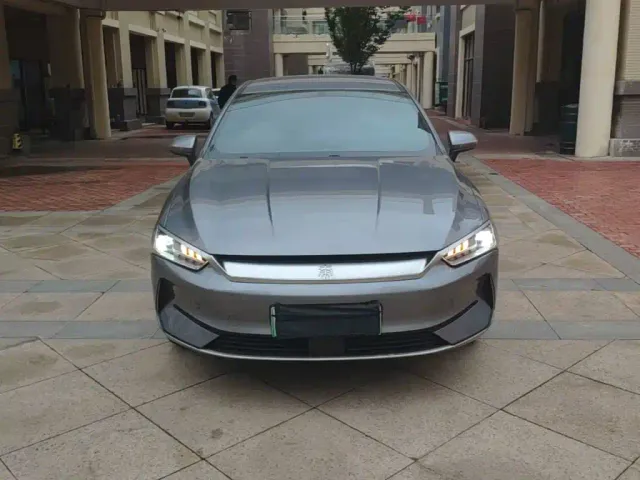 BYD Qin PLUS — Фото автомобиля 2
