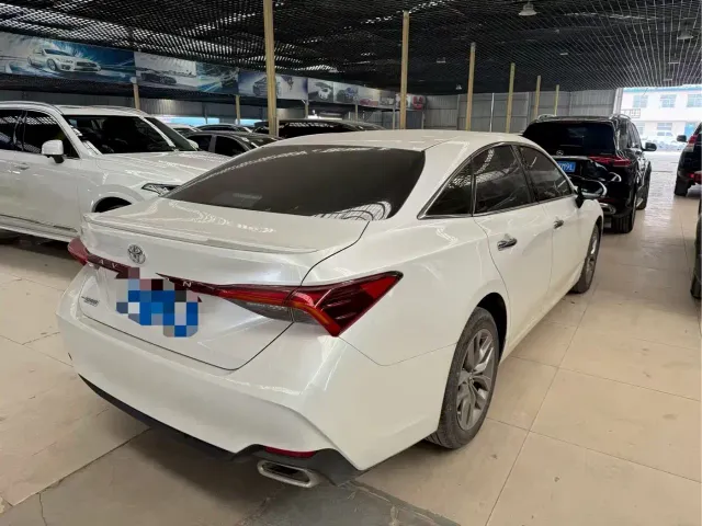 Toyota Avalon — Фото автомобиля 5