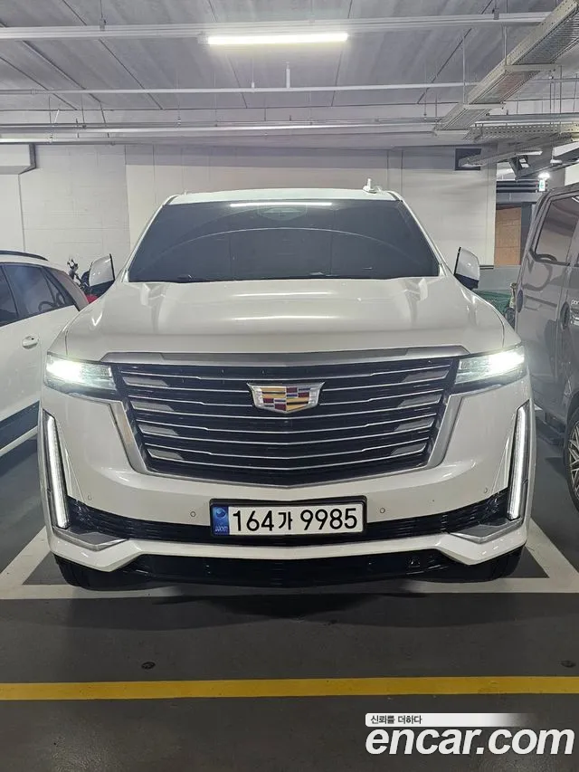 Cadillac Escalade 5th Gen — Фото автомобиля 8