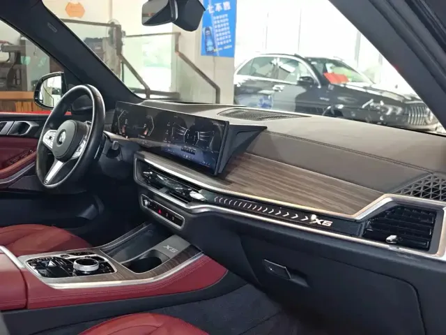 BMW X5 — Фото автомобиля 26