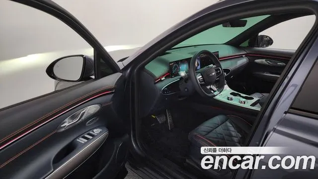 Genesis GV70 2.5T Бензин AWD — Фото автомобиля 10