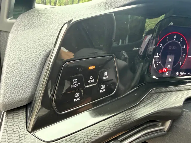 Volkswagen Golf GTI — Фото автомобиля 30