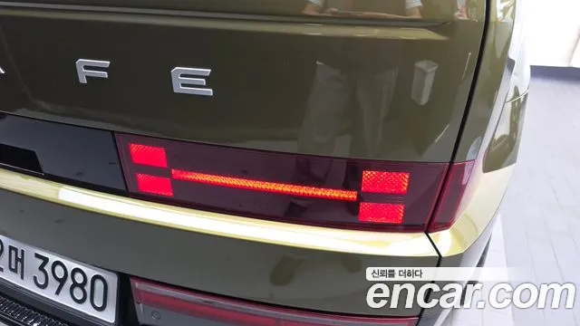 Hyundai Santa Fe MX5 — Фото автомобиля 8