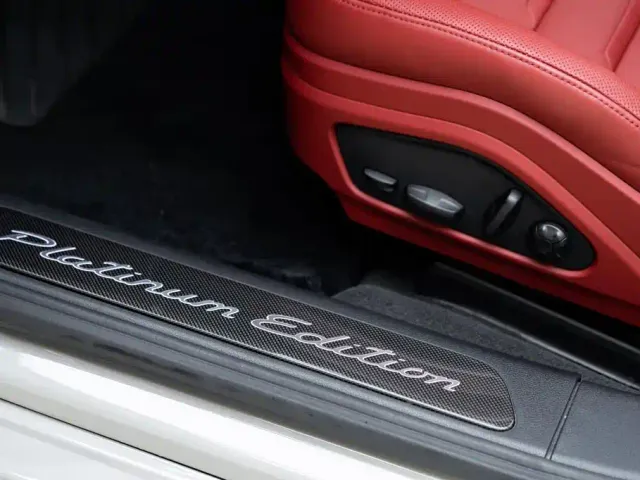 Porsche Panamera — Фото автомобиля 21
