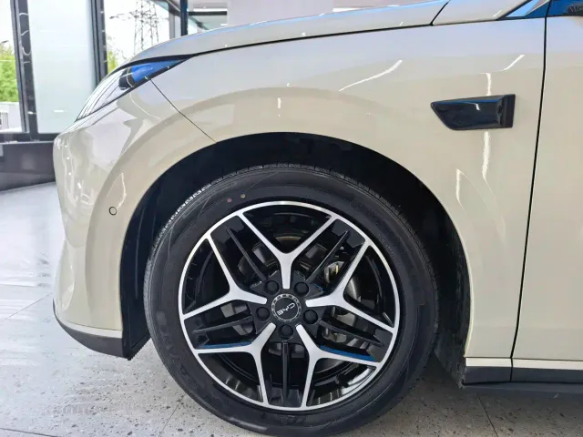 BYD Seal 06 — Фото автомобиля 7